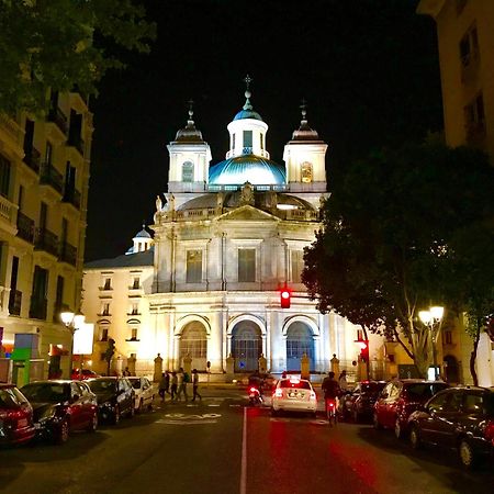 Latina Palace مدريد المظهر الخارجي الصورة